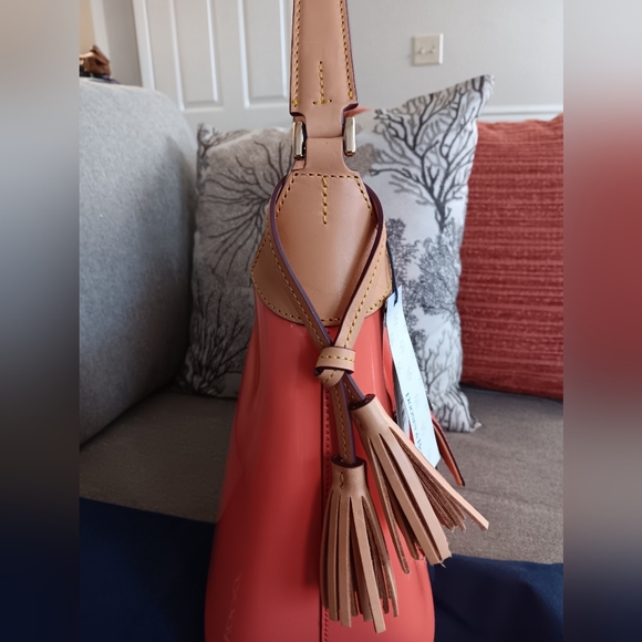 NWT Dooney & Bourke Shoulder Bag - Picture 3 of 17